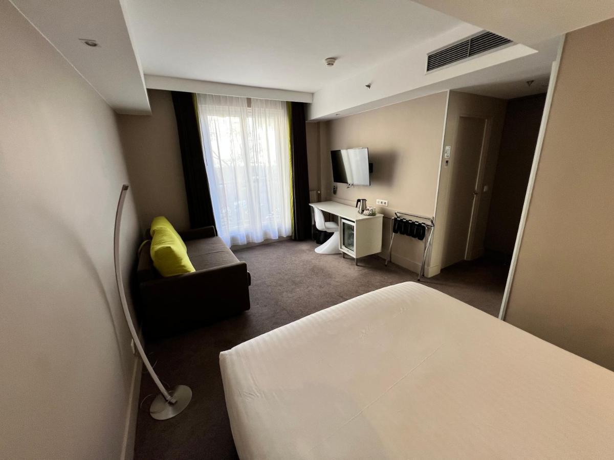 Holiday Inn Paris-Auteuil By Ihg Exterior foto
